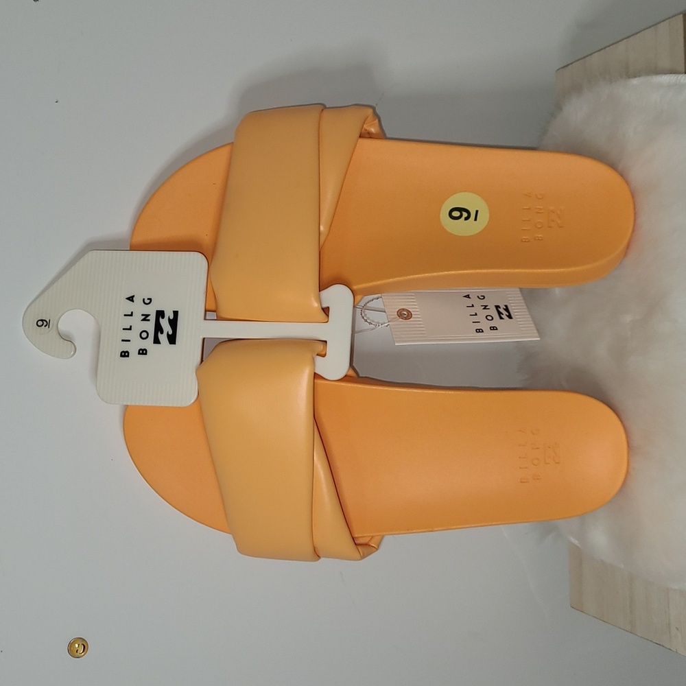 BILLA BONG Dani Women's Slide On Comfy Cushioned Sole Sandals Orange Size 9 NWT